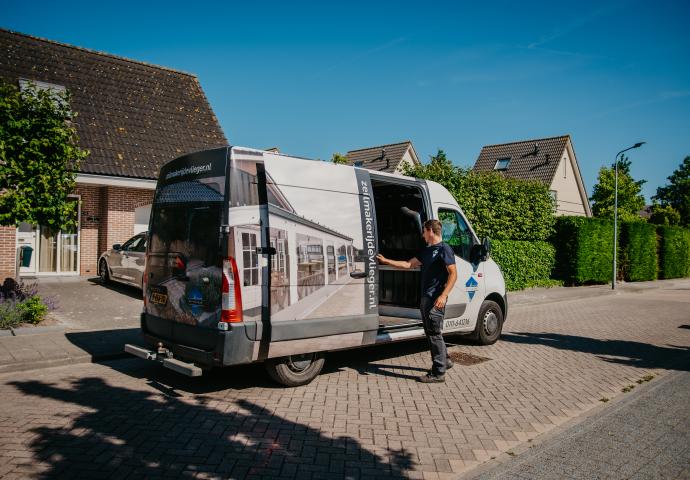 Zeilmakerij de Vlieger bus1